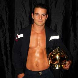 présentation du striteaseur David