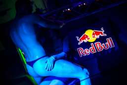 Stripteaseur Bar le Dur - Striptease Meuse pour un show inoubliable Hitch